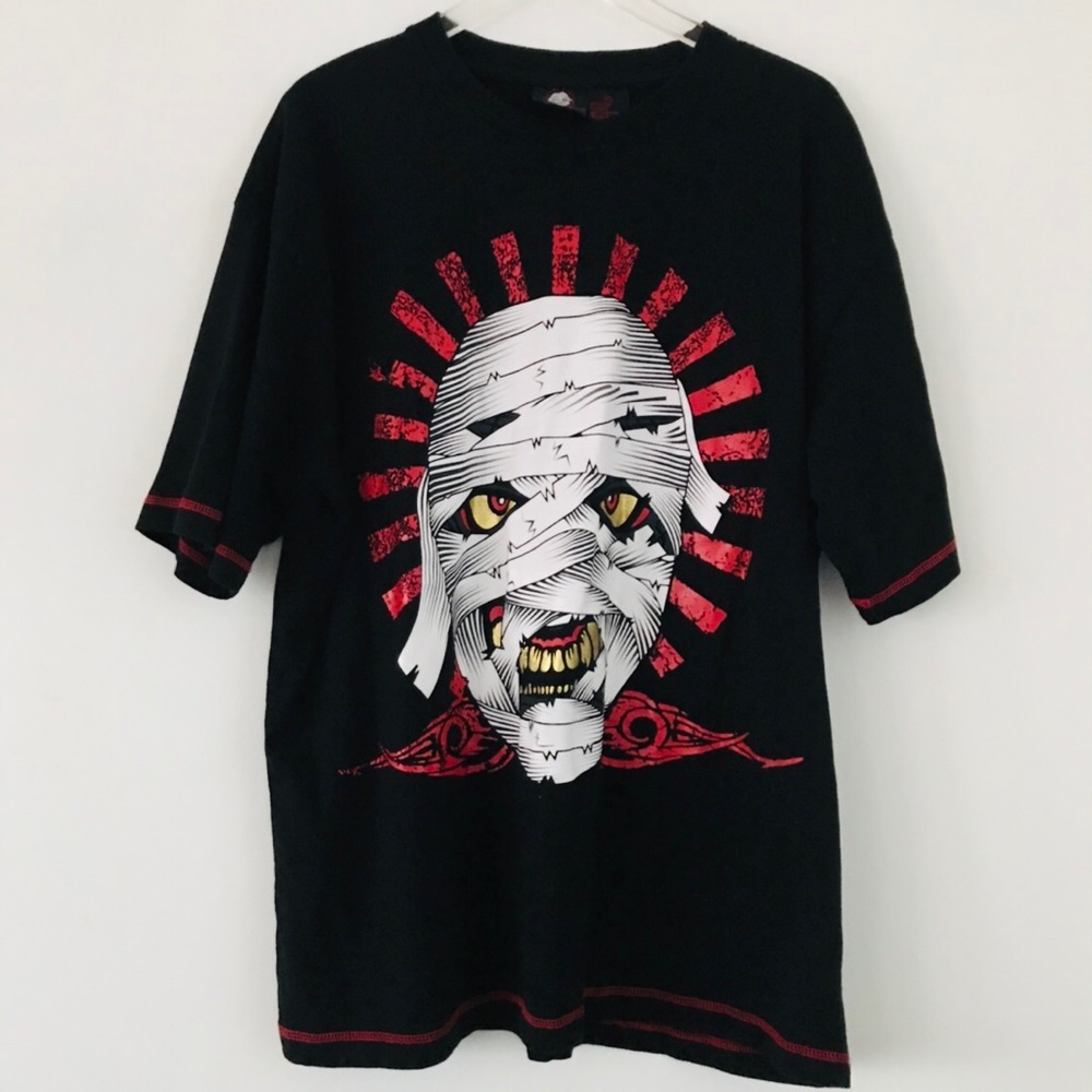 Amazing Graphic Mummy Quality T-Shirt!,  Size XL.
